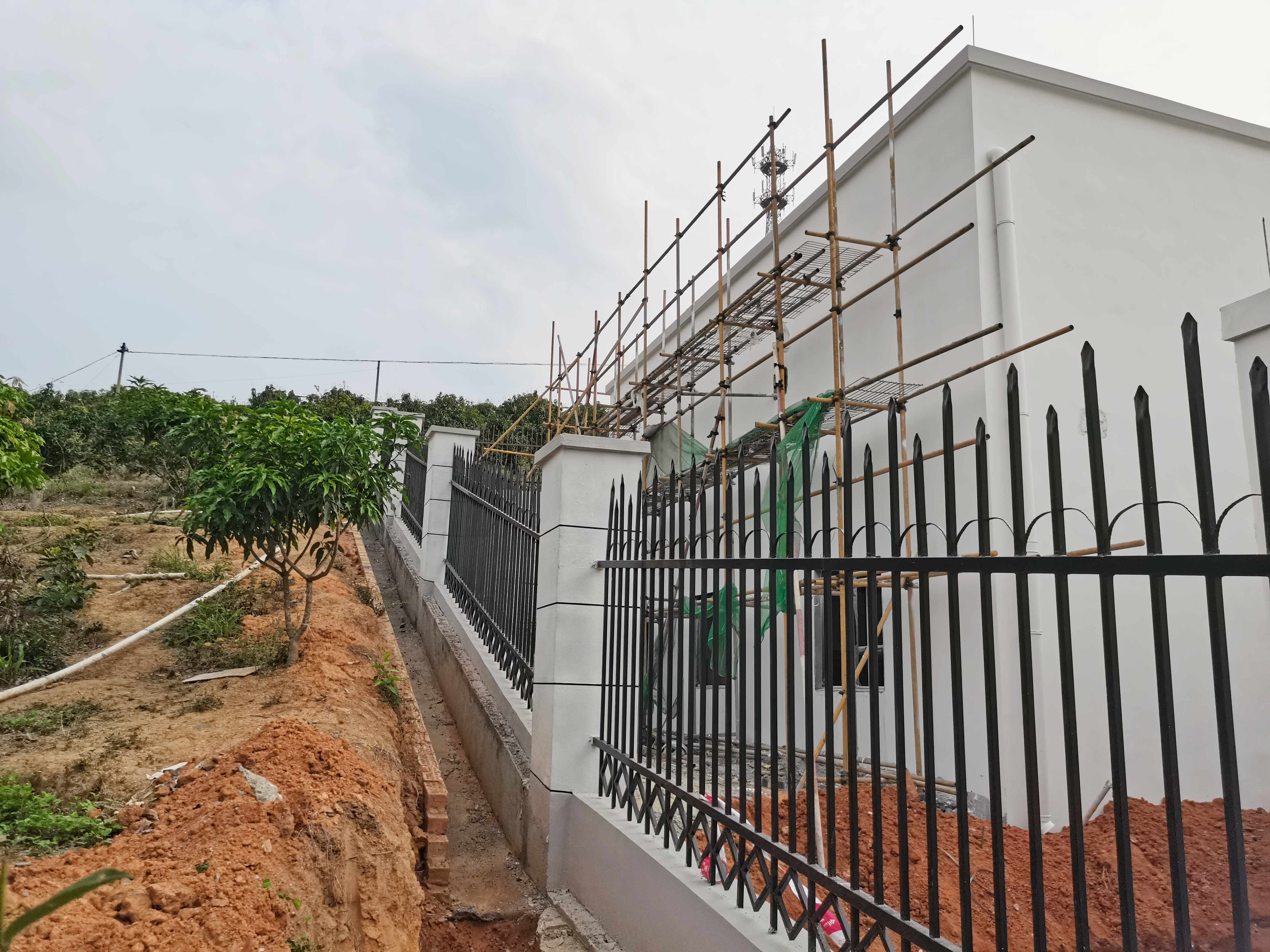 廠區(qū)圍墻_副本 廠區(qū)圍墻_副本